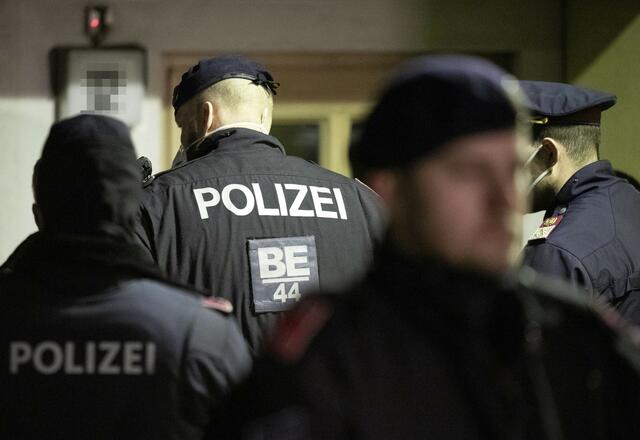 Die Polizei hat die weiteren Ermittlungen rund um den Tod des vierjährigen Kindes aufgenommen. (Symbolbild) | Foto:  TOBIAS STEINMAURER / APA / picturedesk.com