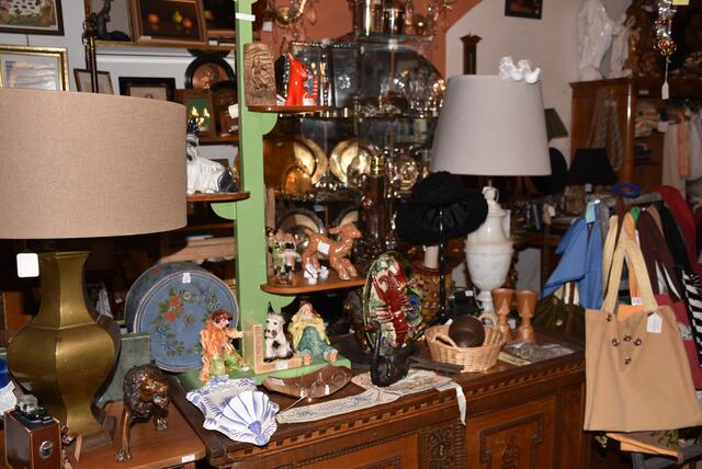 Antik-Kabinett Lukas Hohensinner, Grein, Stadtplatz 1.   | Foto: Robert Zinterhof