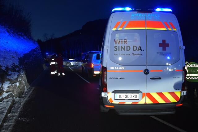 Die Verletzten wurden in das Krankenhaus gebracht. | Foto: zoom.tirol