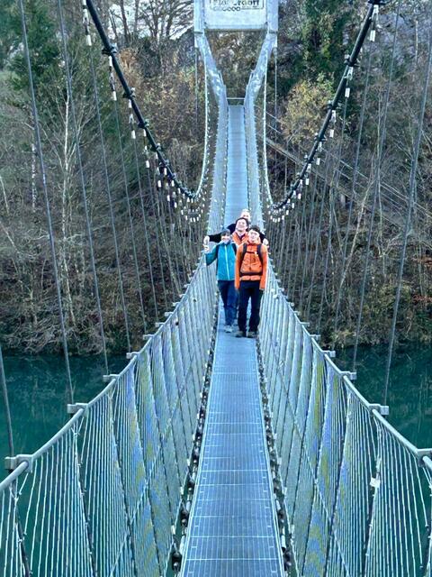 Auch ein Abstecher auf die Hängebrücke in Großraming ging sich aus.  | Foto: AV Enns