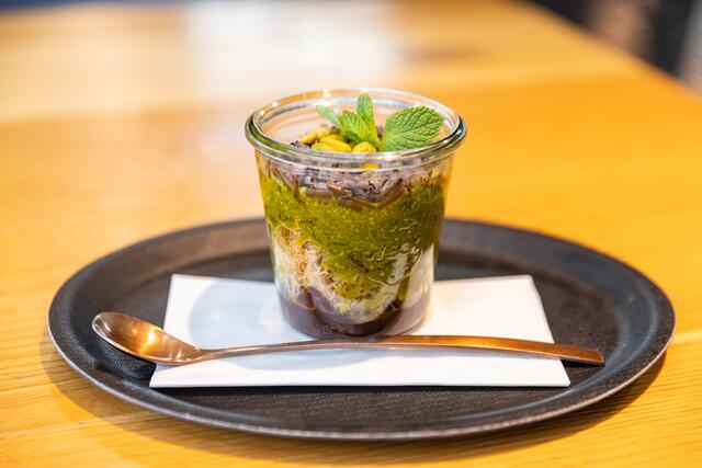 Zum Schokoladenburger gibt es auch ein Dessert bis zum Jahresende. | Foto: ROBIN CONSULT Fellner