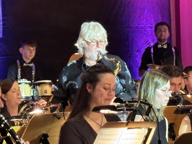Solo von Willi Sabathi am Tenor Saxophon | Foto: Brigitte Gady