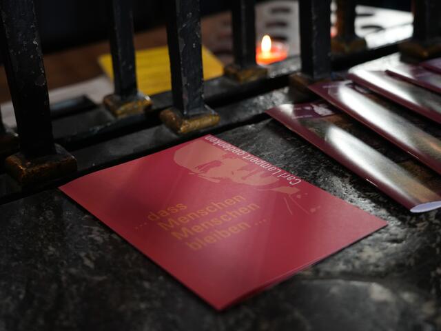 „Einblicke in das Leben eines Märtyrers“ – Die Ausstellung „Carl Lampert – Leben und Zeugnis“ beleuchtet sein Wirken und Leiden. | Foto: Cincelli/dibk.at