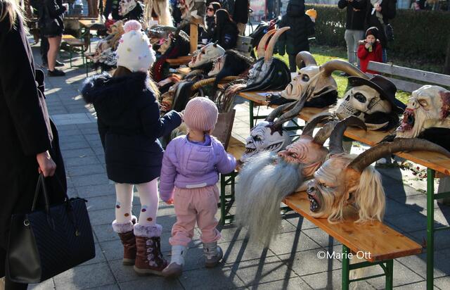 Maskenausstellung 2024