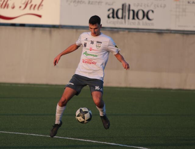 Neuzugang Manuel Mühlbachler zeigte auch in der höchsten oberösterreichischen Spielklasse sein Können. Der Tragweiner ist bei der SPG Pregarten absoluter Stammspieler.
