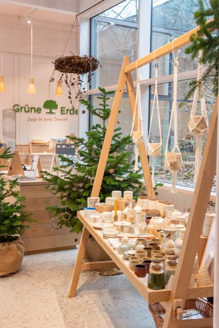 Geschenkemarkt in der Grüne Erde-Welt Pettenbach. | Foto: Grüne Erde
