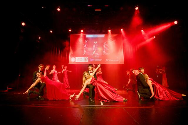 Eine stilvolle Ballnacht gab es beim Maturaball des BG/BRG Gleisdorf im forumKloster. | Foto: Markus Jöbstl und Jürgen Brunner. 