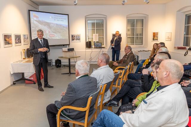 LH Peter Kaiser bei seiner Rede. | Foto: ÖVF LV Kärnten/Franz Unterberger