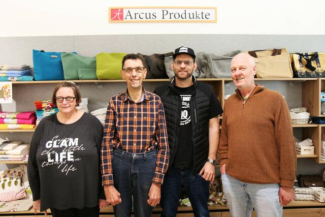 In diesem Jahr stehen die Geschichten der Mitarbeiterinnen und Mitarbeiter der Arcus Ameisberg Werkstätte in Sarleinsbach im Mittelpunkt des Xortex-Wunschkalenders.  | Foto: Xortex