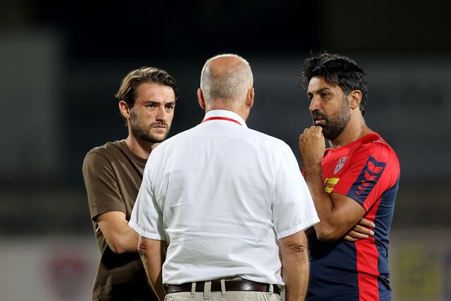 Sportdirektor Lukas Knauer, Präsident Erwin Fuchs, Cheftrainer Ismail Atalan (v.l.). | Foto: GEPA pictures