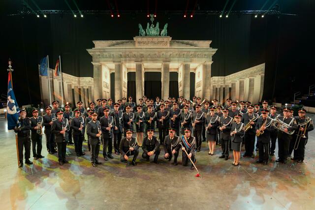Die Polizeimusik Tirol lieferte in Berlin eine tolle Show ab.  | Foto: Polizei 