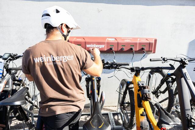Mit dem Job-Bike bietet Weinberger seinen Mitarbeiter·innen eine attraktive Möglichkeit, etwas für ihre Gesundheit und das Klima zu tun. | Foto: weinberger-holz.at