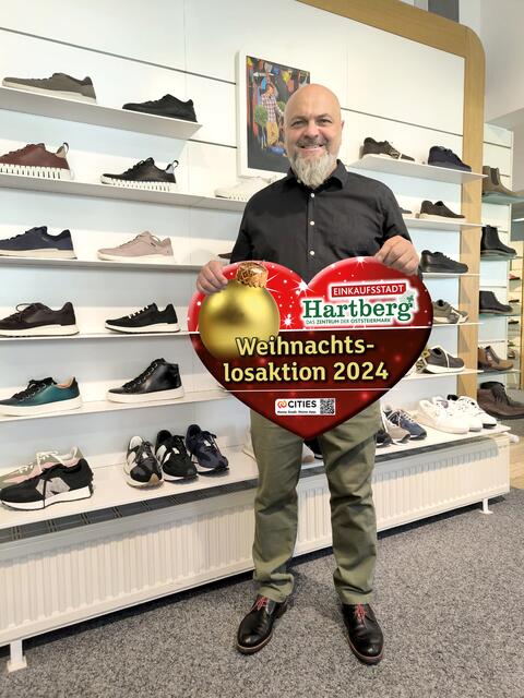 Einkaufsstadt Hartberg Obmann Dietmar Peinsipp lädt zum Weihnachtseinkauf in Hartberg ein.  | Foto: KK