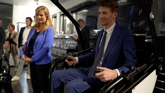 In der PALFINGER World kann auch viel selbst ausprobiert werden.