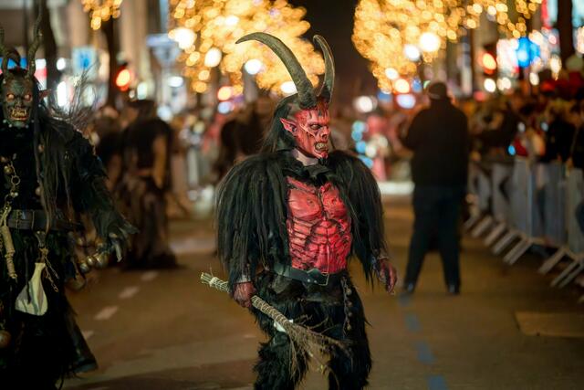 Gelebtes Kärntner Brauchtum: Krampusumzug in Klagenfurt.