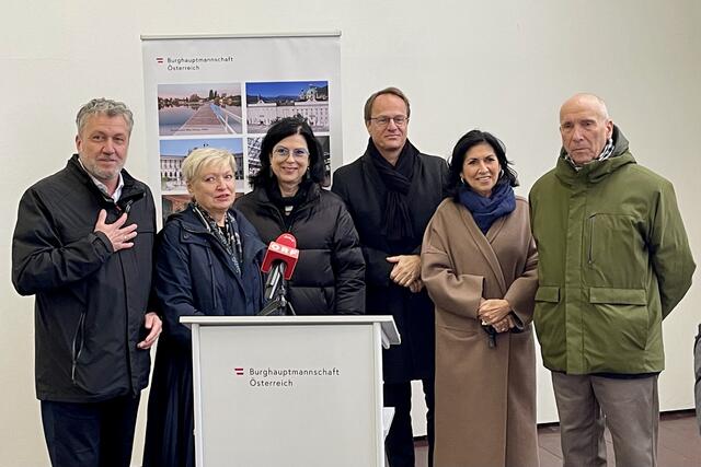 Die Burghauptmannschaft Österreich präsentierte gemeinsam mit einem speziell dafür eingerichteten Beirat die neuen Pläne.  | Foto: Presseabteilung BHÖ