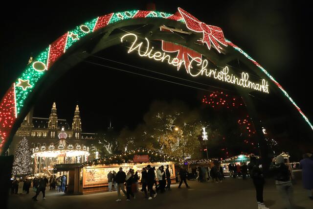 Foto: Wiener Christkindlmarkt am Rathausplatz Foto@Nicole Kawan