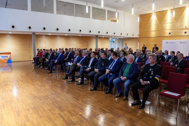 Fast volles Haus im Feuerwehr- und Sicherheitszentrum Tulln. | Foto: NOEZSV