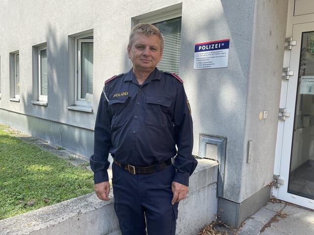 Norbert Lang war ein leidenschaftlicher Polizist mit dem Herz am rechten Fleck. Der Bezirk trauert um ihn. | Foto: Patricia Hillinger