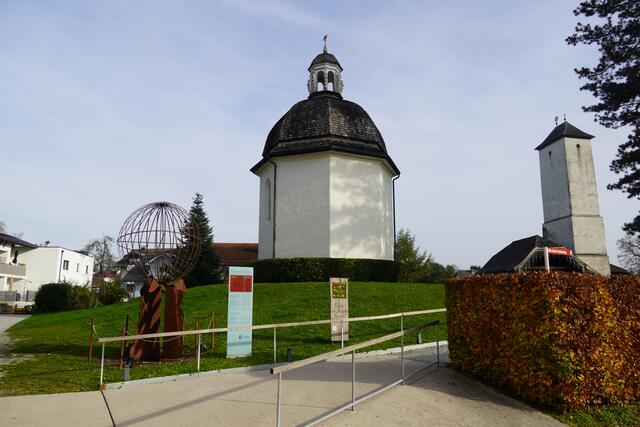 Die Stille-Nacht-Gedächtniskapelle steht in der Stadtgemeinde Oberndorf bei Salzburg. | Foto: Emanuel Hasenauer