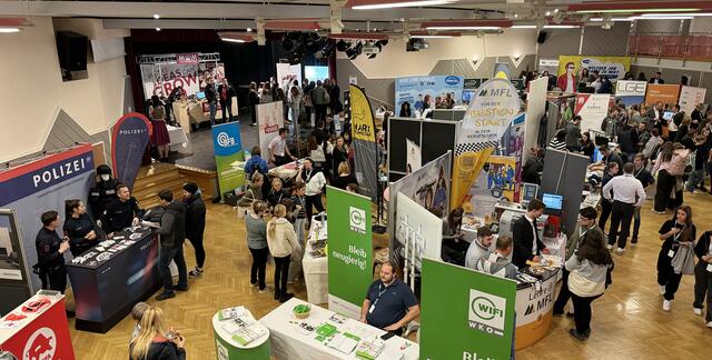 Bei der Berufs- und Karrieremesse im Kulturhaus Liezen waren fast 1.500 Besucherinnen und Besucher dabei. | Foto: BuK.li