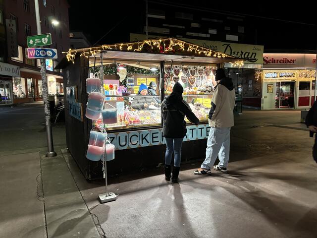 Natürlich darf die Zuckerwatte nicht fehlen. | Foto: Karl Pufler/MeinBezirk