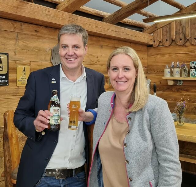 Alexandra und Peter Reimann, ein engagiertes Familienunternehmen aus Salzburg, haben die traditionsreiche Privatbrauerei Ettl aus dem Bayerischen Wald übernommen. | Foto: Reimann