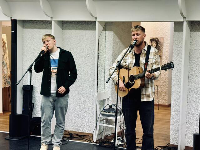 Mit von der Partie war die Band "Brofaction", die für ganz besondere musikalische Untermalung sorgten. | Foto: Kevin Lagler