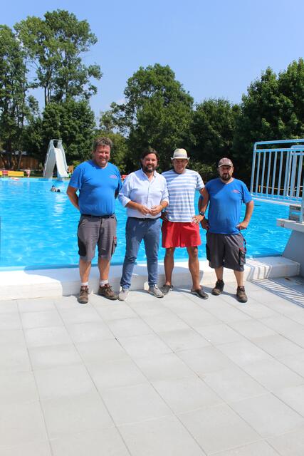 Großer Zuspruch: Trotz verkürzter Badesaison konnten 6.955 Badegäste im Freibad Oberschützen begrüßt werden. Kommendes Jahr soll die Beckenfolie erneuert werden. | Foto: Gemeinde Oberschützen