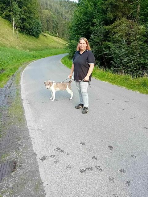 Miriam Trattner bringt als Stellvertreterin viel Erfahrung mit Hunden ein.  | Foto: Stibis Hundeparadies