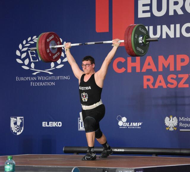 Jonas Klinger (VÖEST) der 18-jährige Leondinger wird sich mit Jakob Weber ein Duell in der 81 kg Klasse liefern. 

Foto: Conny Högg 