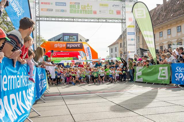Auch der damit verbundene Kids Run (400 und 800 Meter) erfreute sich großer Beliebtheit. | Foto: RegionalMedien/Newfish