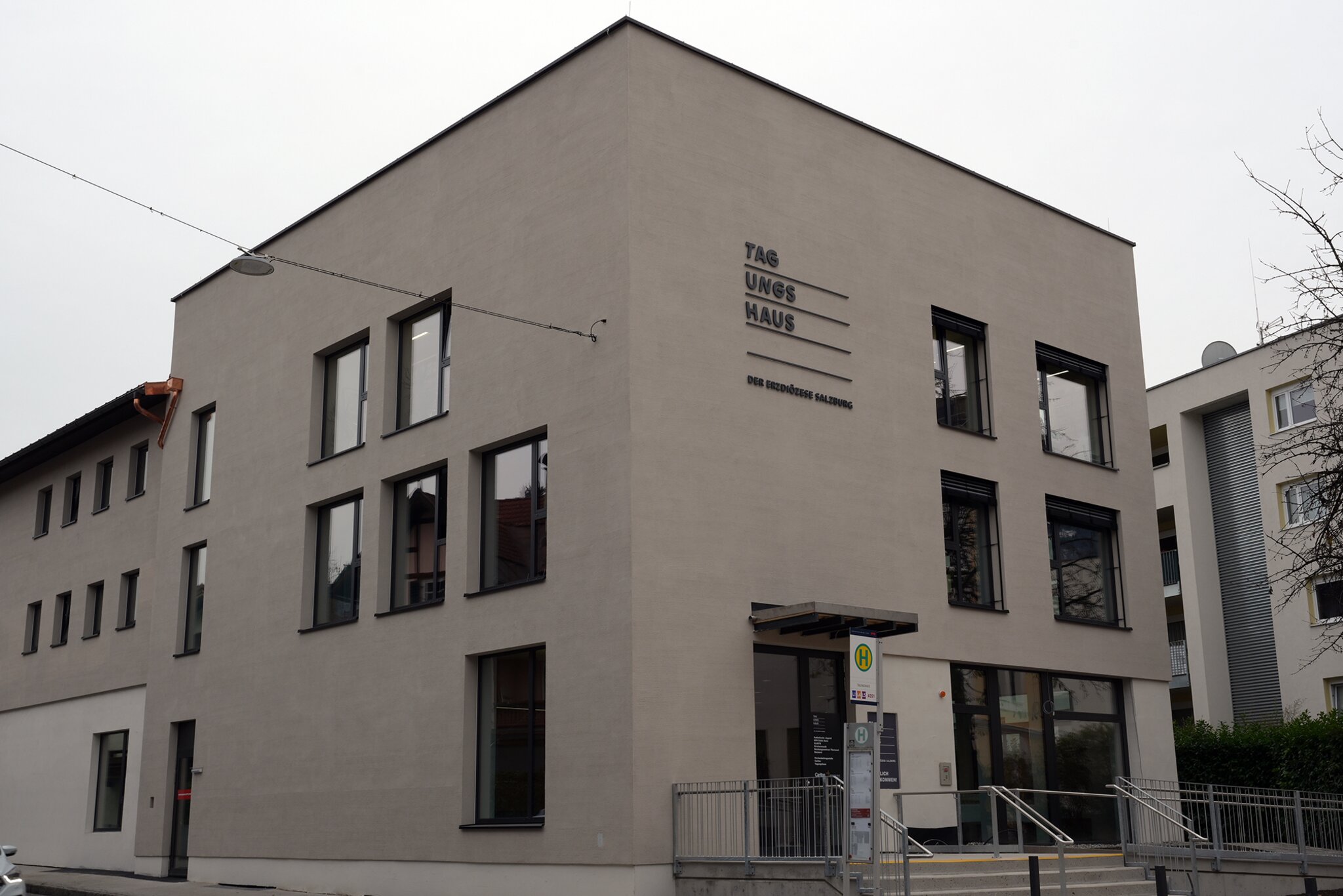 Come in: Wörgl conference center reopens after general renovation - | ...