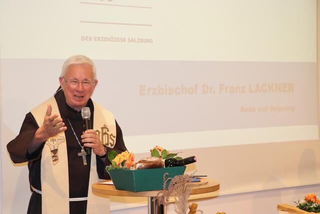 Erzbischof Franz Lackner bei seiner Ansprache. | Foto: Nimpf