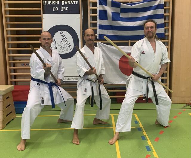 Ferdinand Hörmann, Stefan Laczaj und Daniel Steinbauer beim Kobudo-Seminar in St. Pölten | Foto: Hörmann