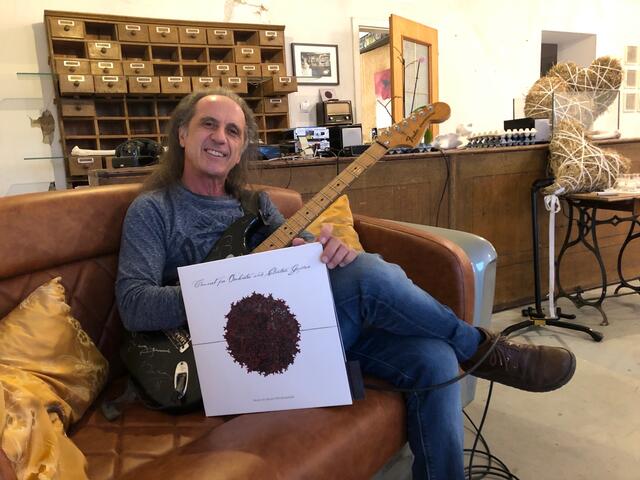 Feinste Gitarrentöne kredenzt Franz Wetzelberger. | Foto: Archiv Mein Bezirk 