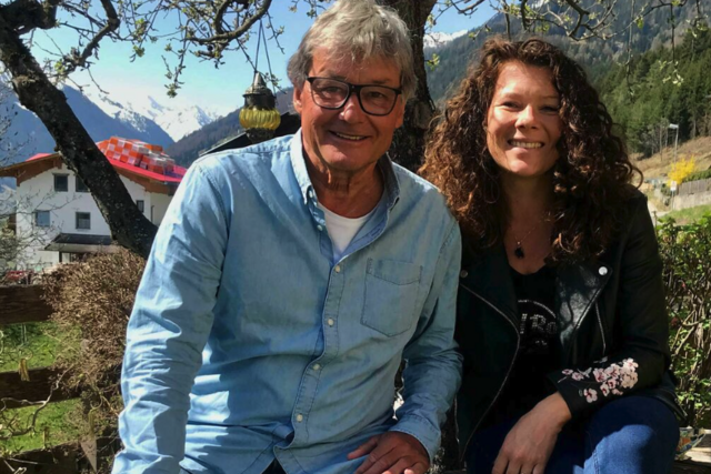 Johanna Constantini und ihr Vater Didi Constantini, der an Alzheimer erkrankt ist. | Foto: MeinBezirk