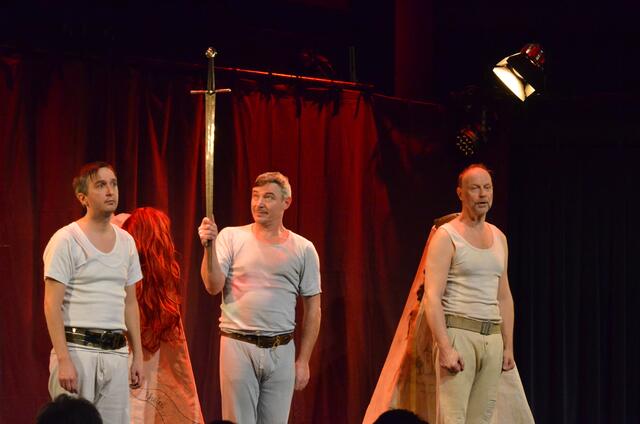 Ein majestätisch exzellenter "Nibelungen-Gaga"-Abend im Turme zu Treibhaus mit Bernhard Wolf, Markus Oberrauch und Thomas Gassner. | Foto: Sabine Schletterer