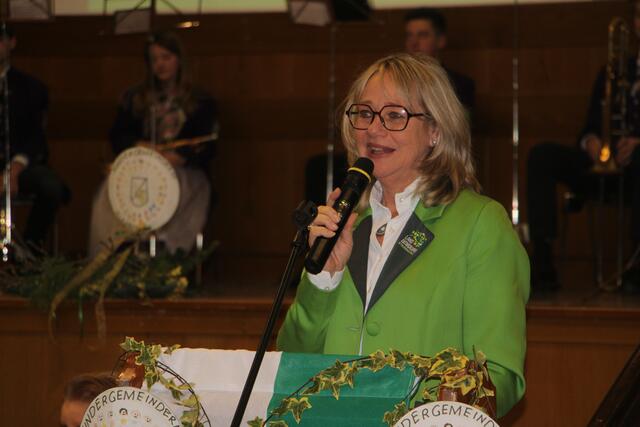 Geschäftsführerin der Landentwicklung Steiermark Sandra Höbel kam auch nach Fladnitz/T.  | Foto: MeinBezirk/Hofmüller