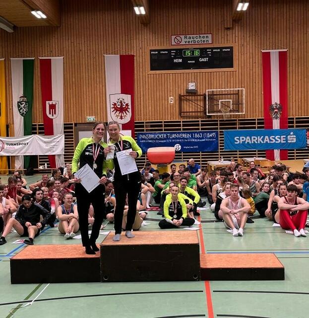 Bundesmeisterin Christina Reisinger und Vize-Bundesmeisterin Lisi Gatterbauer (AK 40-49 Basisstufe) | Foto: SV Flic-Flac