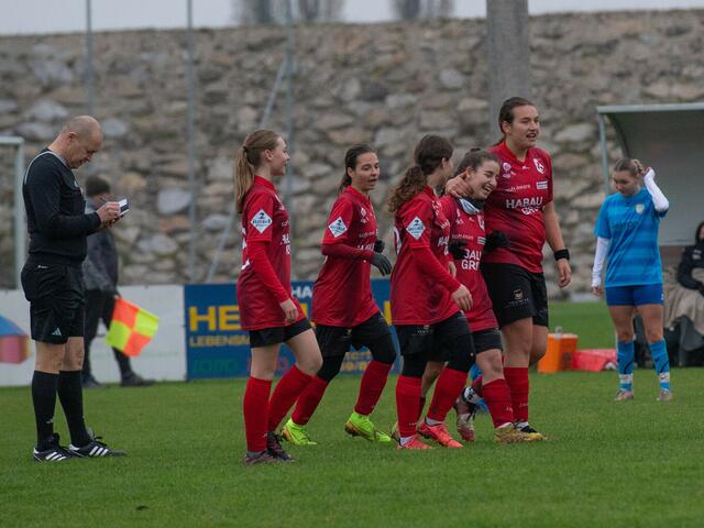 Jubel über den 6:0-Erfolg gegen Kefermarkt am 16. November. | Foto: KickerinAt