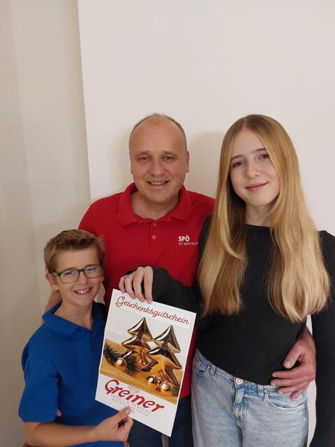 Gemeinderat Ernst Wölkart mit seinen Kindern
Selina und Fabian