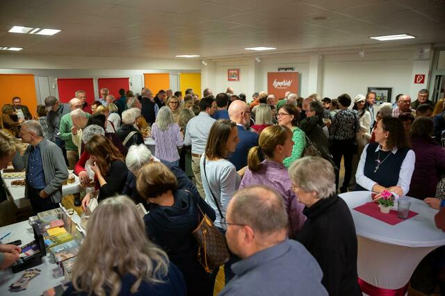 Großer Andrang herrschte in der Sport-Mittelschule in Gars am Kamp. | Foto: M. Mrkvicka
