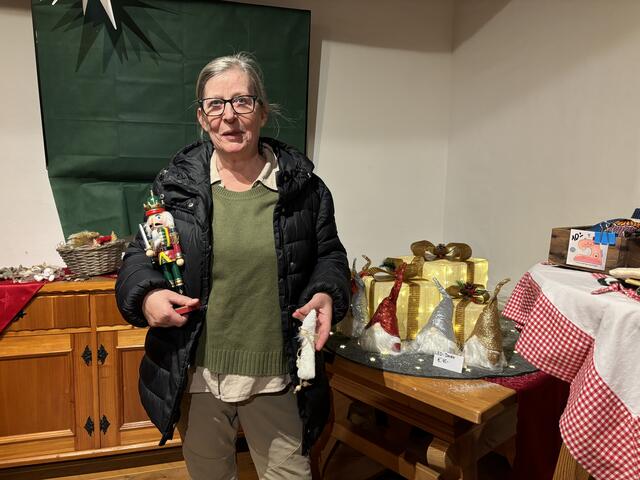 Im Henndorfer Hofladen von Judith Anger herrscht besonders viel weihnachtliche Atmosphäre. | Foto: Elisabeth Kloiber