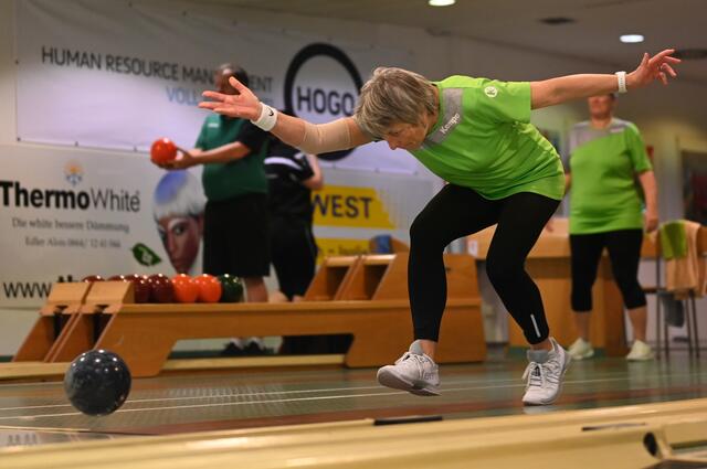 Johanna konzentriert.