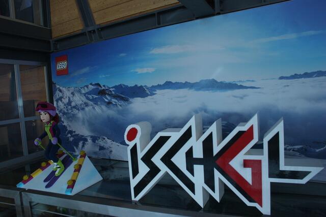 Gemeinsam mit Lego präsentiert Ischgl einen abwechslunsreichen Winter. | Foto: Seelos