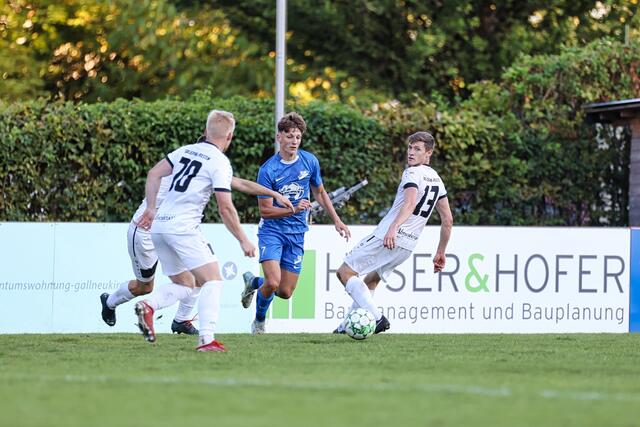 "Galli" (blau) war aus UU-Sicht das Maß der Dinge. | Foto: Reischl