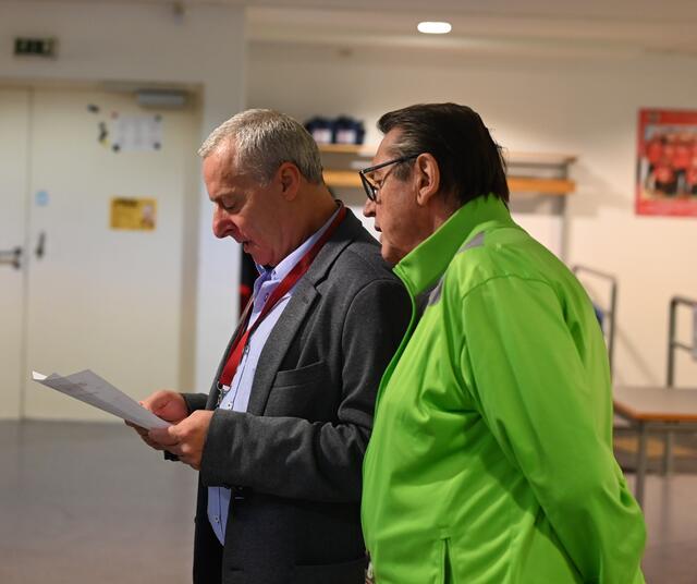 Startliste wird besprochen. 