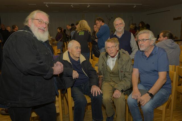 zweiter von rechts;
 - Professor Bernd Lötsch | Foto: Kurt Kracher