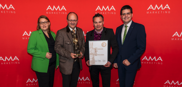 Christina Mutenthaler-Sipek (GF AMA-Marketing), Helmut Petschar (GF Kärntnermilch), Georg Berger (Käsemeister) und Lorenz Mayr (Aufsichtsratsvorsitzender AMA-Marketing) | Foto: AMA-Marketing/MMK Media